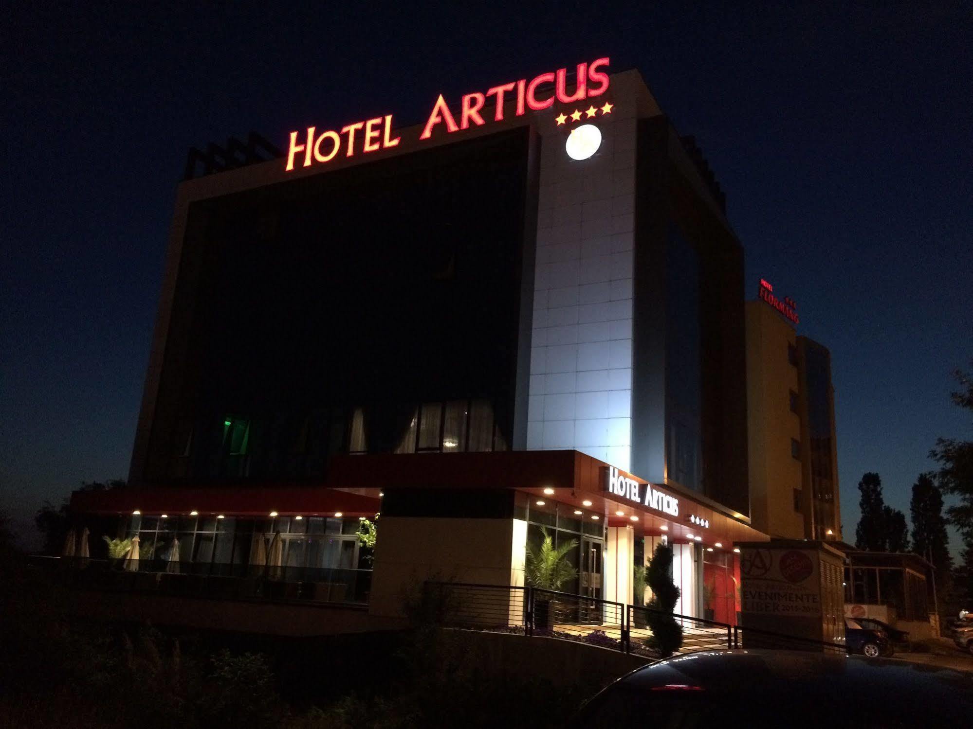 Hotel Articus Craiova Exterior photo